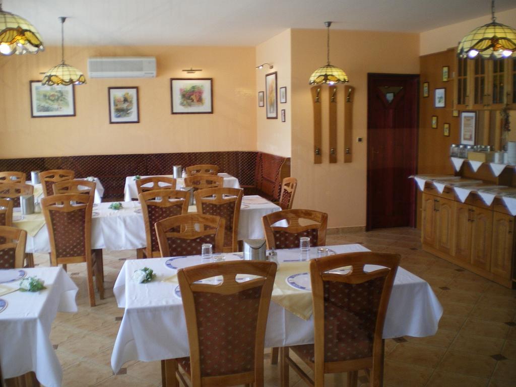 Mediterrán Panzió Bed and Breakfast Harkány Exterior foto
