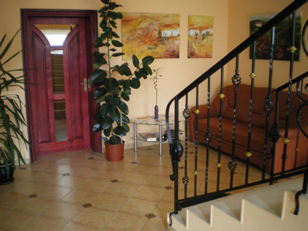 Mediterrán Panzió Bed and Breakfast Harkány Exterior foto